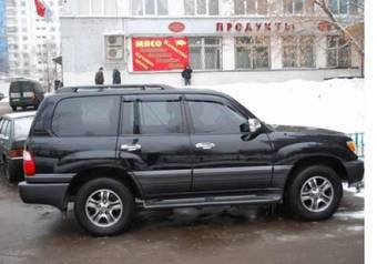 1999 Lexus LX470 Pictures