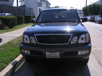 2000 Lexus LX470