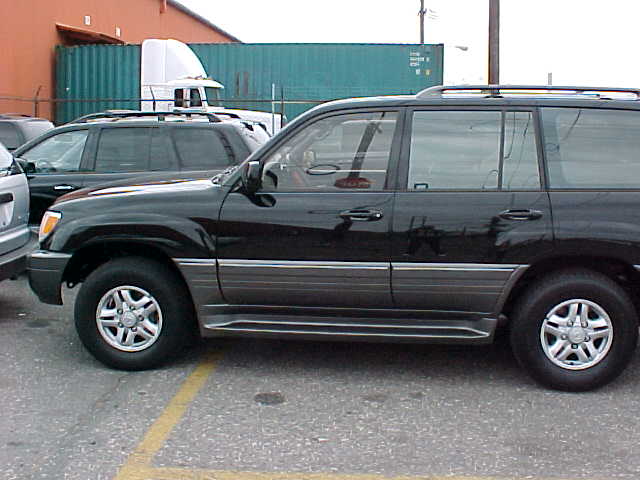 2000 Lexus LX470