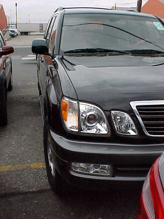 2000 Lexus LX470