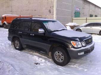 LX470