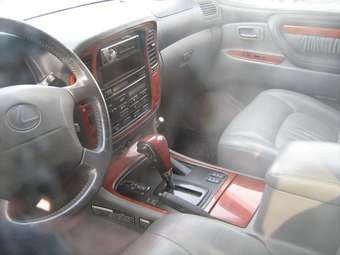 LX470