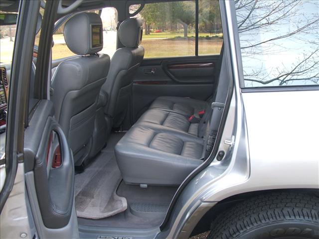 2000 Lexus LX470 For Sale