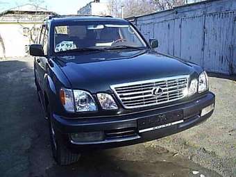 2000 Lexus LX470 Images