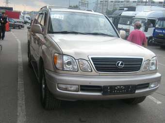 2000 Lexus LX470