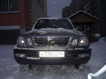 2000 Lexus LX470 Pictures