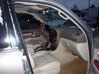 2000 Lexus LX470 Pictures