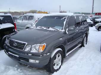 2000 Lexus LX470 Pictures
