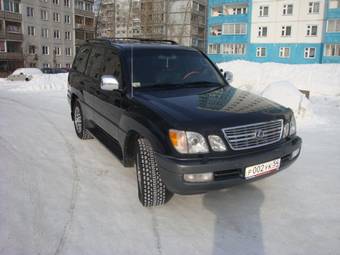 2000 Lexus LX470 Pictures