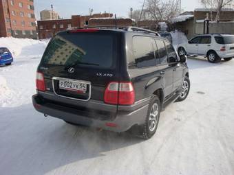 2000 Lexus LX470 Photos