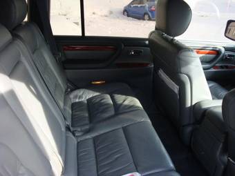 2000 Lexus LX470 Photos