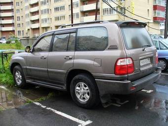 2000 Lexus LX470 Pictures