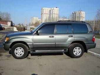 2000 Lexus LX470 Pictures