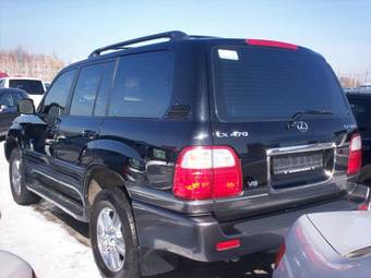 2000 Lexus LX470 Photos