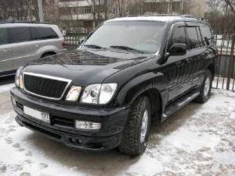 2000 Lexus LX470 Pictures