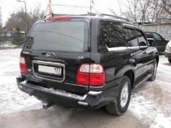 2000 Lexus LX470 Photos