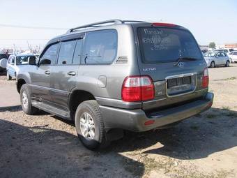 2000 Lexus LX470 Pictures