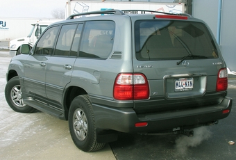 LX470