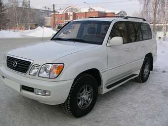 LX470