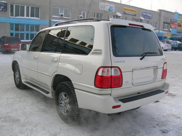 2001 Lexus LX470