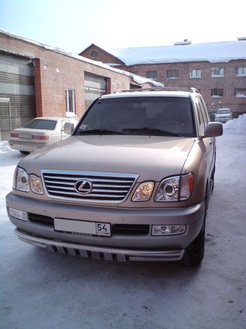 2001 Lexus LX470