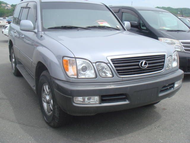 2001 Lexus LX470