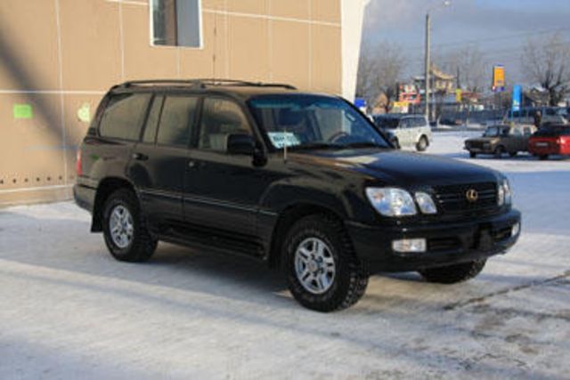 2001 Lexus LX470