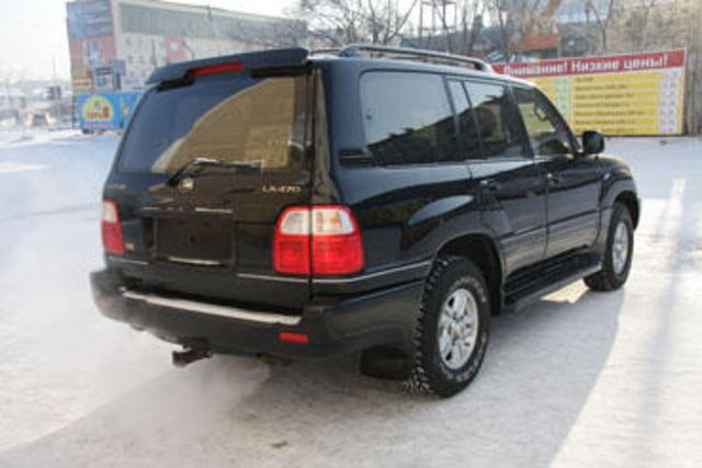 2001 Lexus LX470