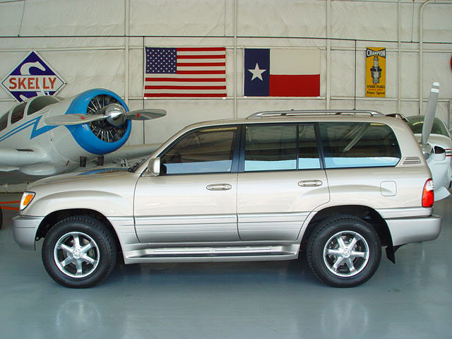 2001 Lexus LX470 For Sale