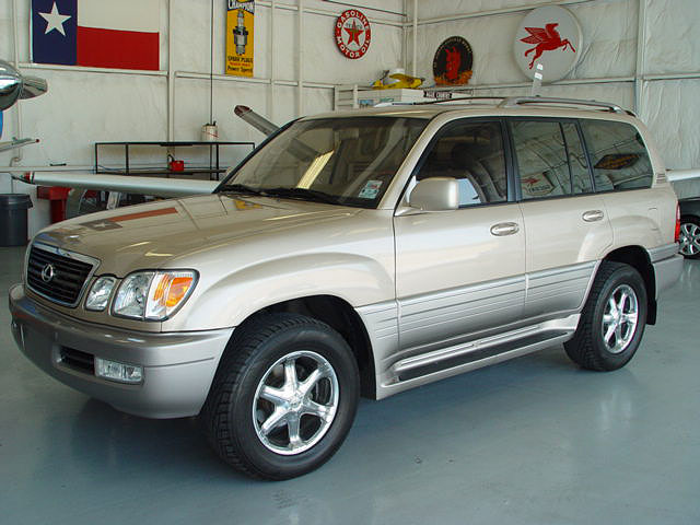 2001 Lexus LX470 Images
