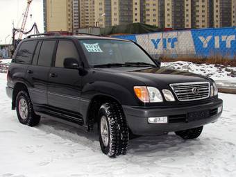 2001 Lexus LX470 Photos