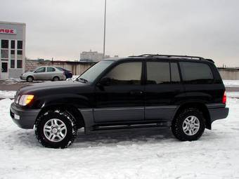 2001 Lexus LX470 Photos