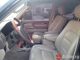 2001 Lexus LX470 Photos