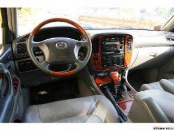 2001 Lexus LX470 Photos