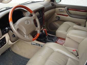 2001 Lexus LX470 Photos
