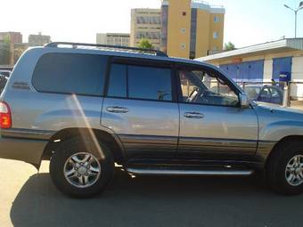 2001 Lexus LX470 Photos