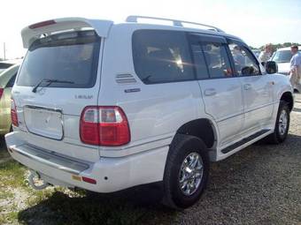 2001 Lexus LX470 Pictures