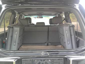 2001 Lexus LX470 Photos