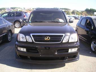 2001 Lexus LX470 Photos