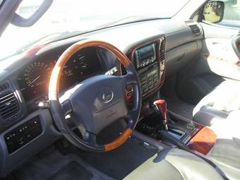 2001 Lexus LX470 Photos