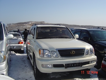 2002 Lexus LX470