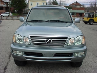 2002 LX470