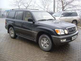 2002 LX470