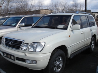 2002 Lexus LX470