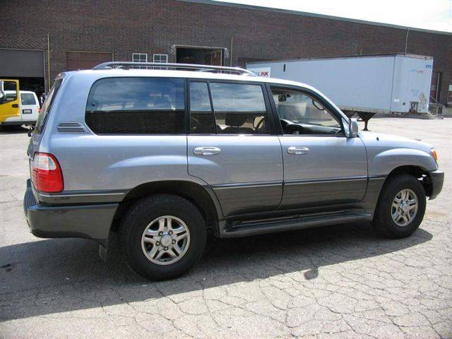 2002 Lexus LX470