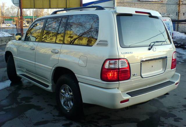 2002 Lexus LX470