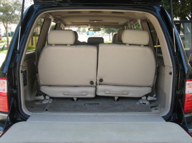 2002 Lexus LX470