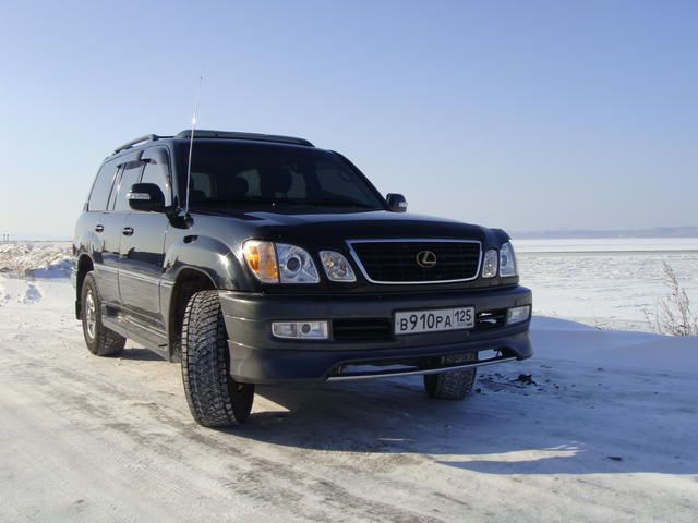 2002 Lexus LX470