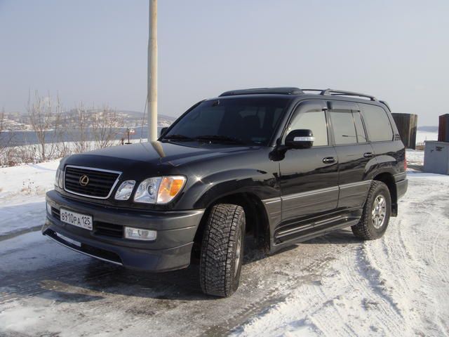 2002 Lexus LX470