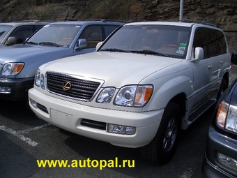 2002 Lexus LX470